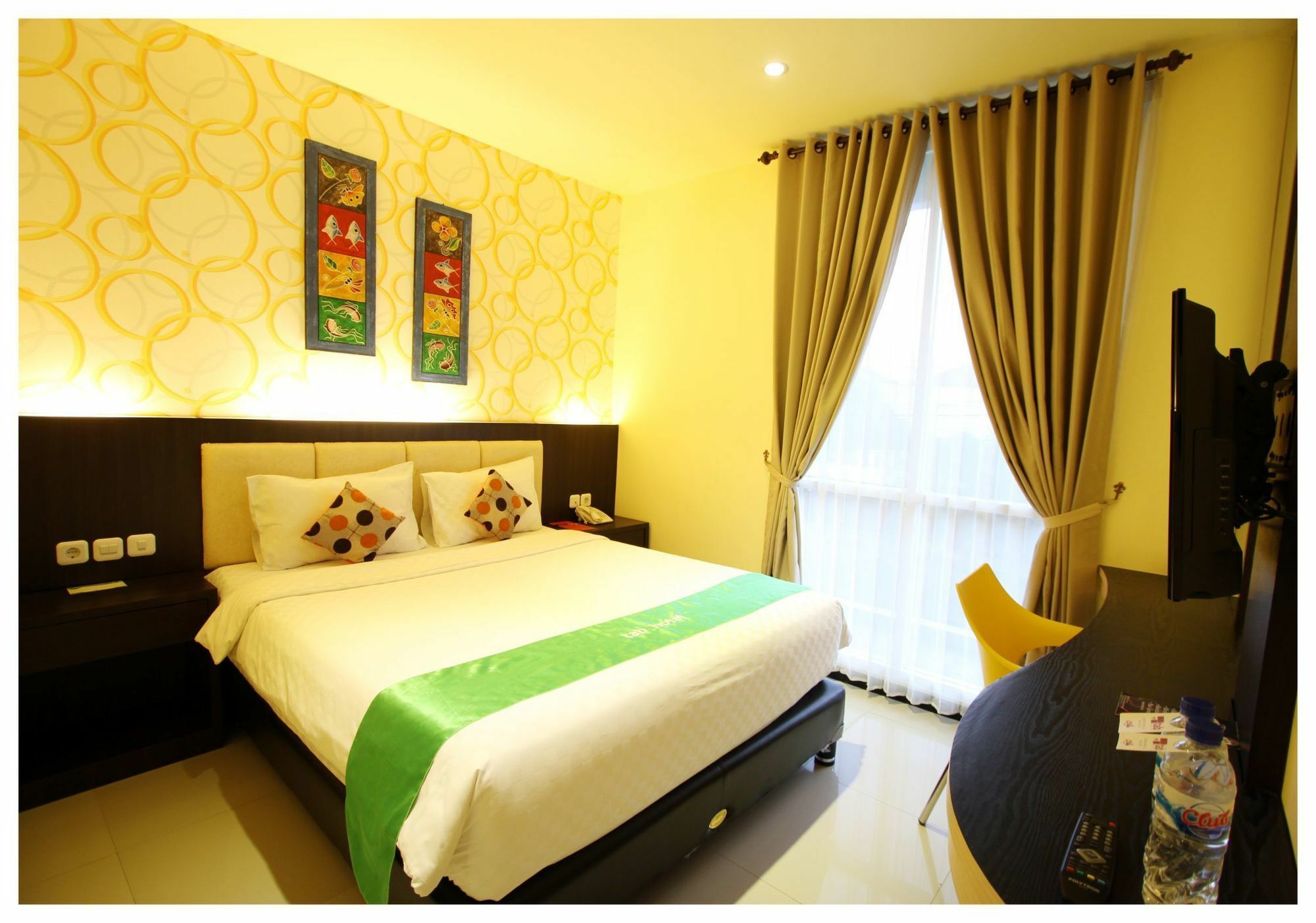 Tab Hotel Surabaya Exteriör bild