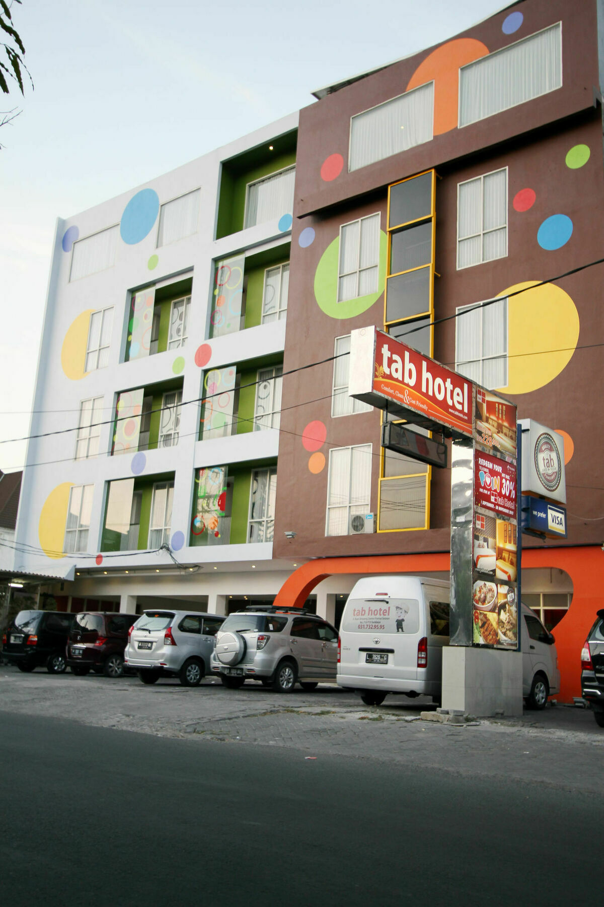 Tab Hotel Surabaya Exteriör bild